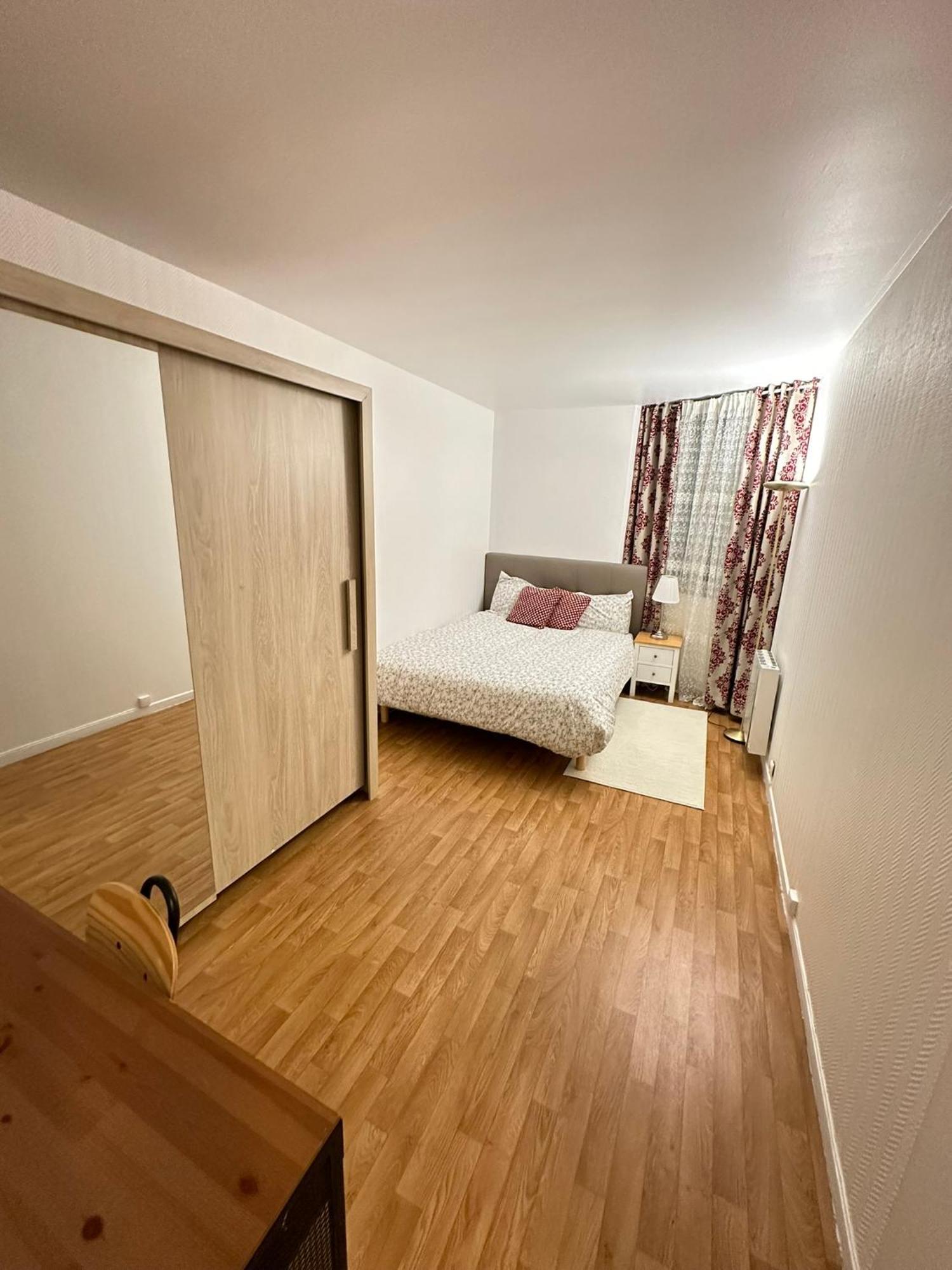 Appartement En Residence- Clichy Ngoại thất bức ảnh